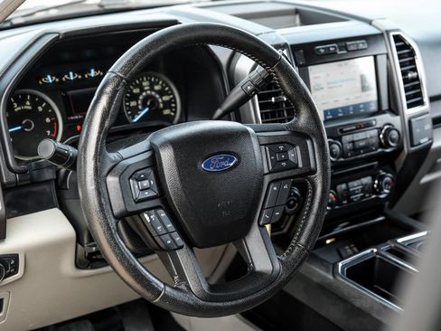 Used 2016 Ford F150 XLT w/ Equipment Group 302A Luxury RWD image 12
