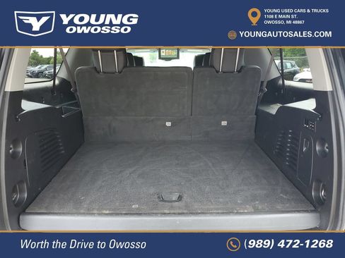 Used 2017 Chevrolet Suburban Premier AWD/4WD image 34