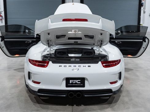Used 2015 Porsche 911 GT3 RWD image 38