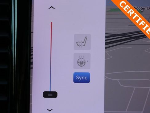 Used 2024 Chrysler Pacifica Select image 26