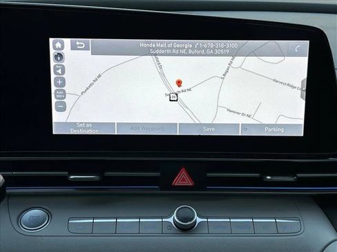 Used 2021 Hyundai Elantra Limited image 13