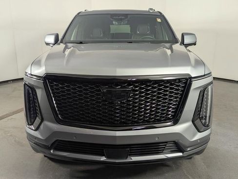 Used 2025 Cadillac Escalade Sport w/ Touring Package AWD/4WD image 3