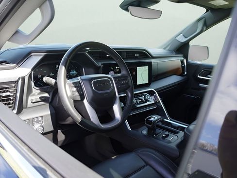 Used 2024 GMC Sierra 1500 Denali w/ Technology Package image 15