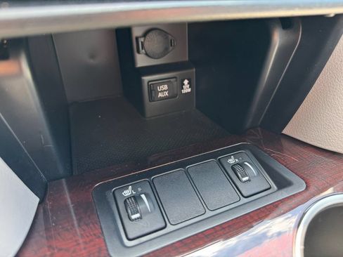 Used 2012 Toyota Camry XLE FWD image 24