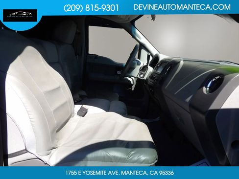 Used 2005 Ford F150 XLT image 8