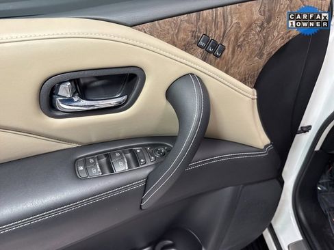 Used 2024 INFINITI QX80 Premium Select w/ All-Season Package image 12