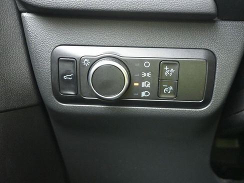 Used 2024 Ford Escape ST-Line image 18