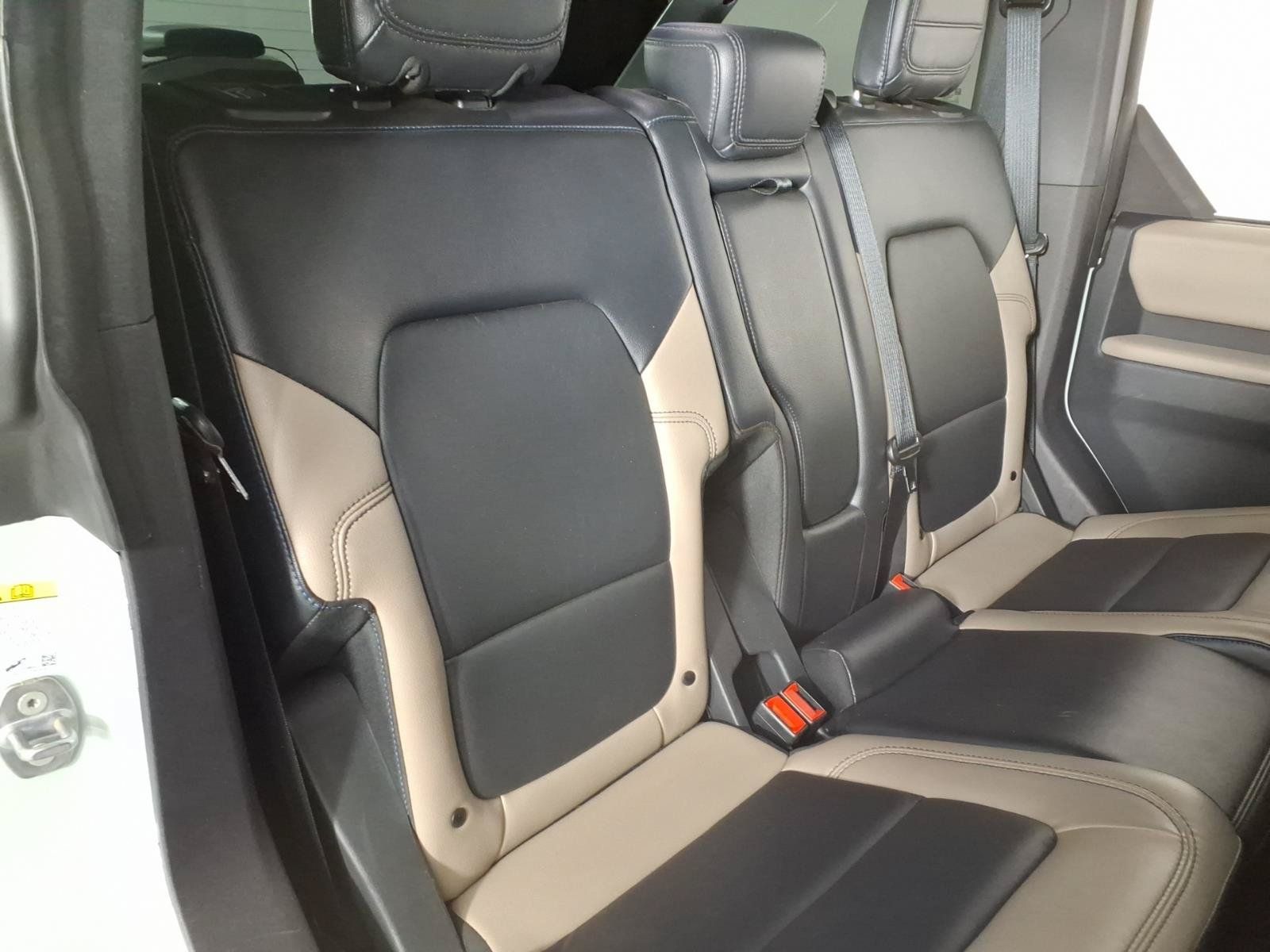 Used 2023 Ford Bronco Wildtrak AWD/4WD image 13