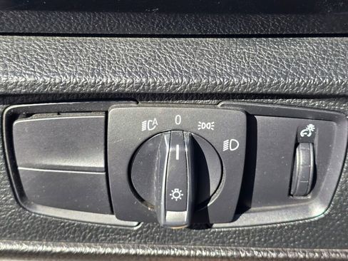 Used 2015 BMW 228i Convertible image 27