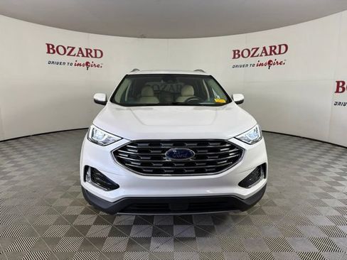 Used 2019 Ford Edge SEL w/ Equipment Group 201A FWD image 2