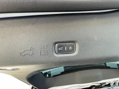 Used 2025 Ford Expedition Max Active image 19