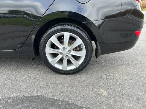 Used 2012 Hyundai Accent GLS w/ Premium Pkg 3 image 25