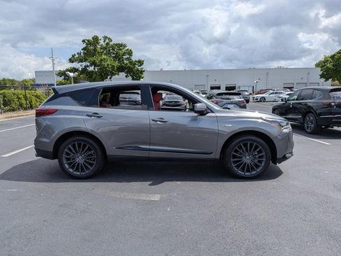 Used 2023 Acura RDX A-Spec image 3
