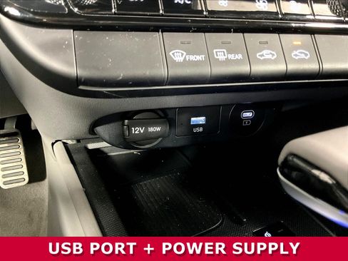 Used 2025 Hyundai Elantra Sport w/ Cargo Package FWD image 15