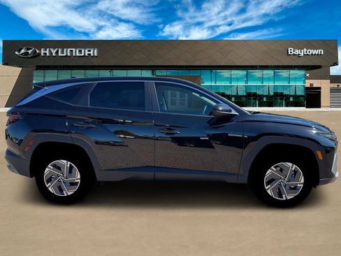 New 2026 Hyundai Tucson Blue SE AWD/4WD image 9