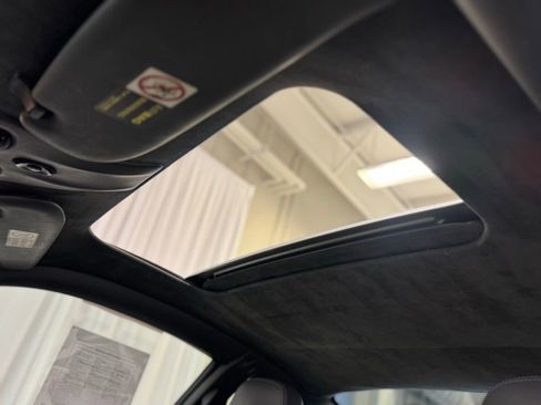 Used 2005 Porsche 911 Carrera image 23