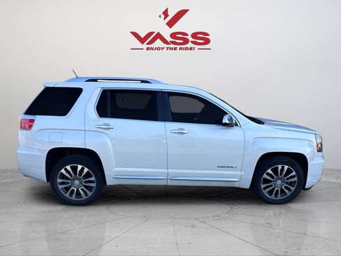Used 2016 GMC Terrain Denali w/ Cargo Package FWD image 6