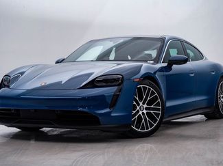 Used 2022 Porsche Taycan 4S video 1