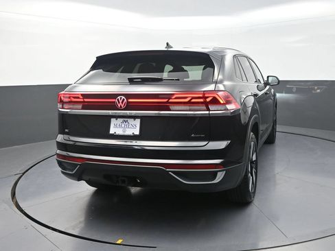 Used 2026 Volkswagen Atlas Cross Sport SE AWD/4WD image 11