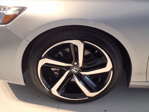 Used 2022 Honda Accord Sport image 8