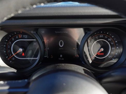 New 2026 Jeep Gladiator Mojave image 11