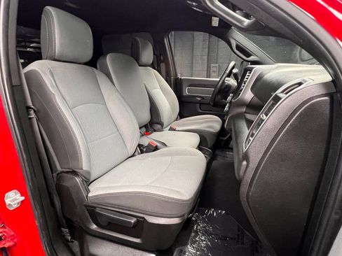 Used 2022 RAM 3500 SLT w/ Quick Order Package 2YG SLT AWD/4WD image 7