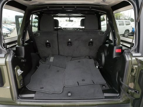 Used 2022 Jeep Wrangler Unlimited Sport AWD/4WD image 18