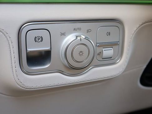 Used 2025 Mercedes-Benz GLS 63 AMG 4MATIC image 26