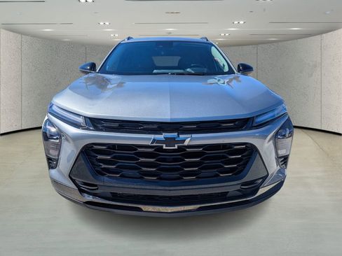 Used 2025 Chevrolet Trax ACTIV w/ Driver Confidence Package image 8