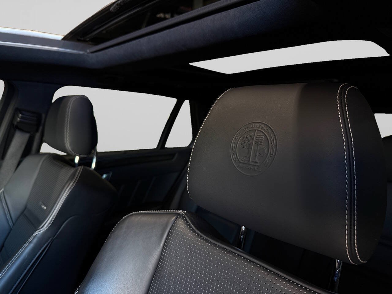Used 2016 Mercedes-Benz E 63 AMG S-Model image 28