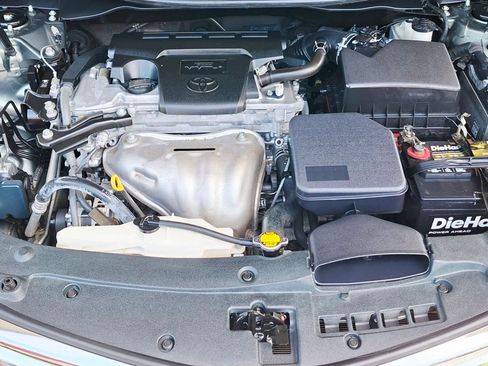 Used 2012 Toyota Camry LE image 22