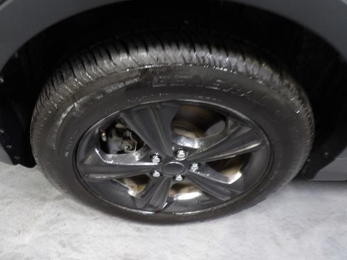 Used 2013 Ford Escape SE AWD/4WD image 19