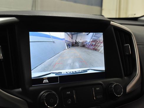 Used 2022 GMC Terrain SLE w/ Driver Convenience Package FWD image 19