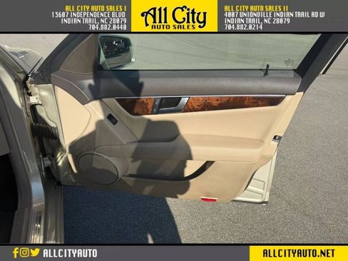 Used 2012 Mercedes-Benz C 250 Sedan image 14