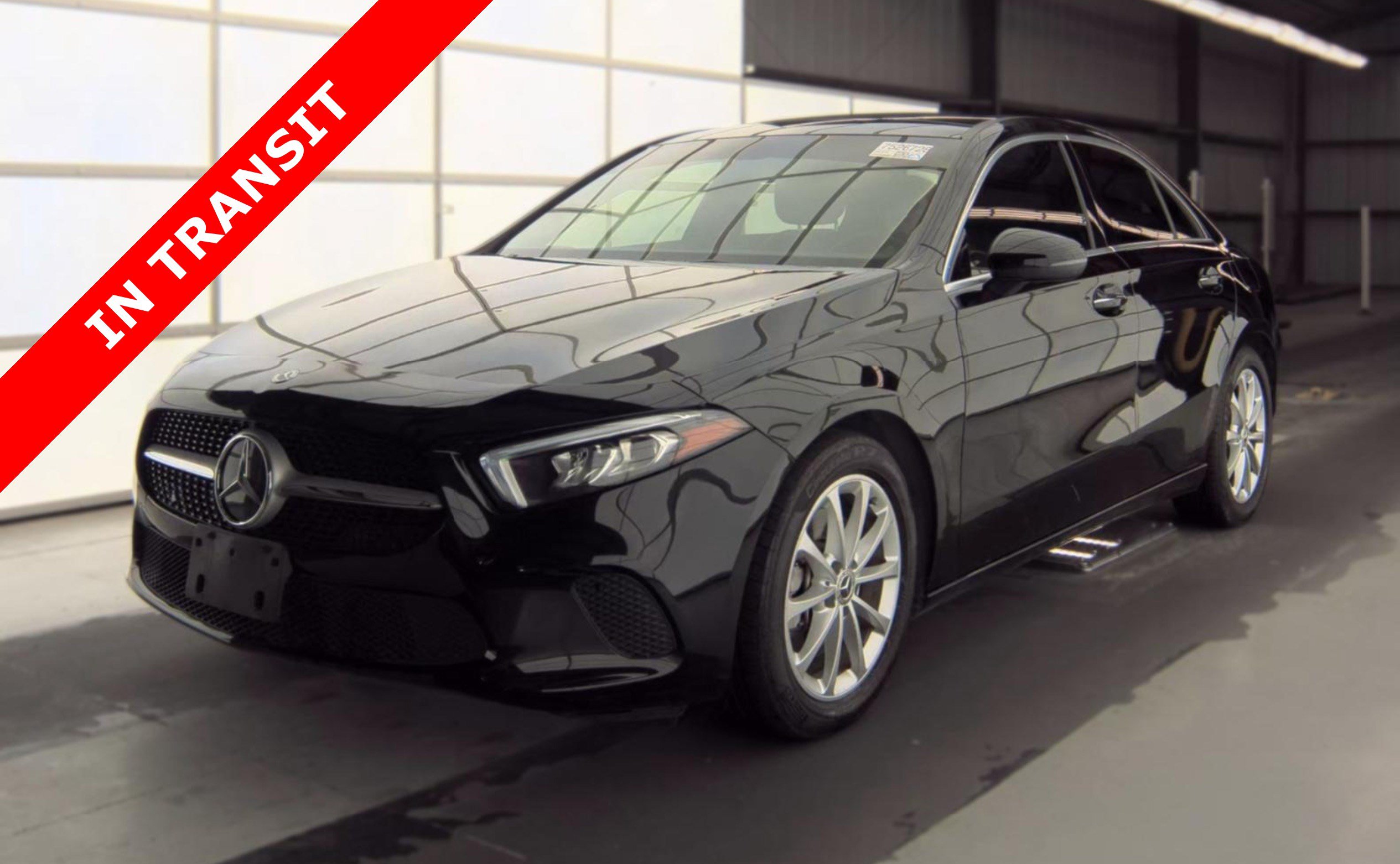 Used 2020 Mercedes-Benz A 220 4MATIC w/ Premium Package image 1