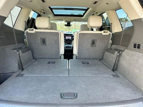 Used 2020 Cadillac XT6 Premium Luxury FWD image 9