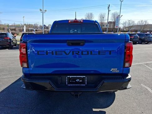 Used 2024 Chevrolet Colorado Trail Boss w/ Technology Package image 7
