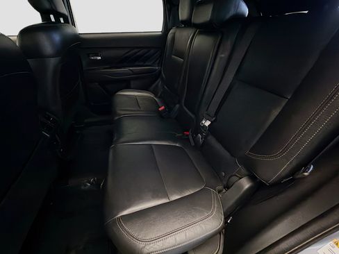 Used 2019 Mitsubishi Outlander GT AWD/4WD image 13