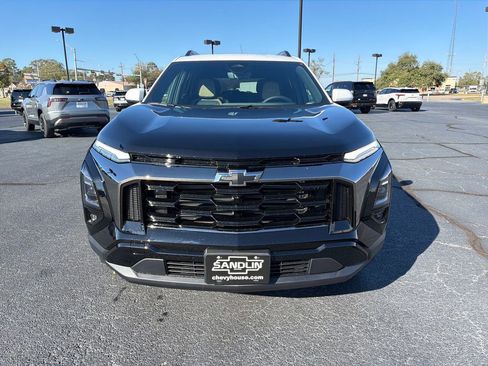 New 2026 Chevrolet Equinox ACTIV w/ Convenience Package III image 3