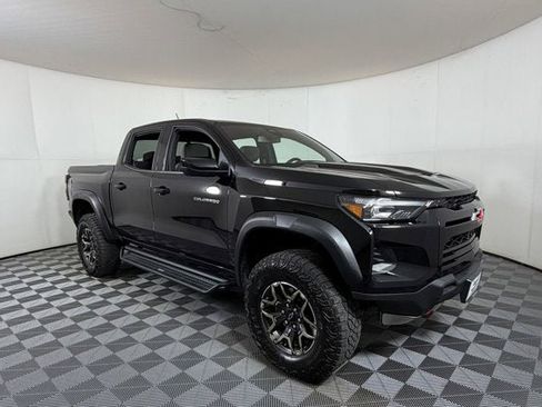Used 2024 Chevrolet Colorado ZR2 w/ Technology Package AWD/4WD image 1