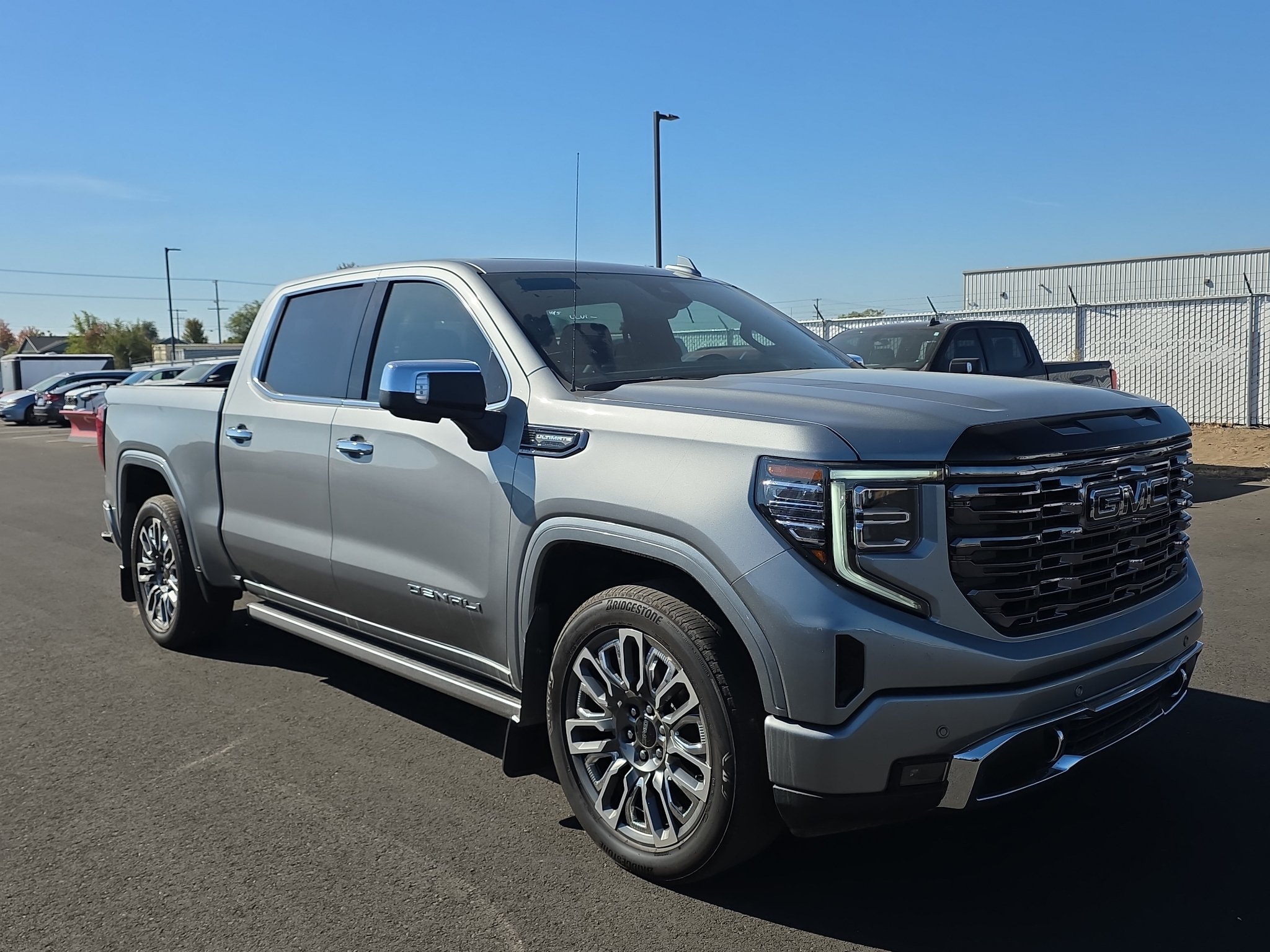 Certified 2025 GMC Sierra 1500 Denali Ultimate AWD/4WD image 1