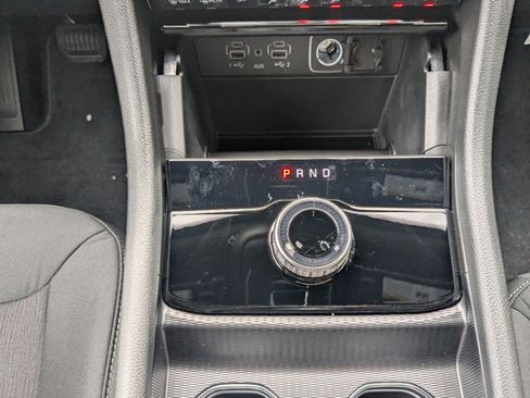 New 2025 Jeep Grand Cherokee L Laredo image 17