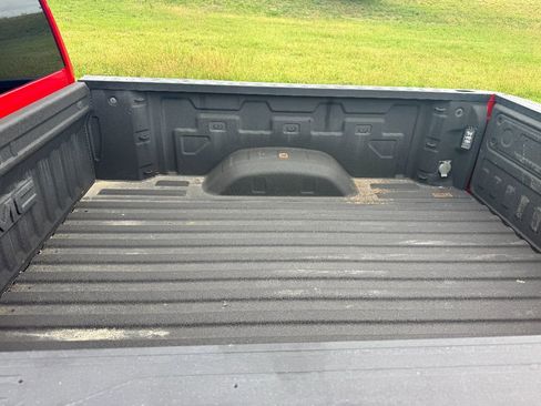 Used 2021 GMC Sierra 2500 4x4 Crew Cab w/ Convenience Package image 25