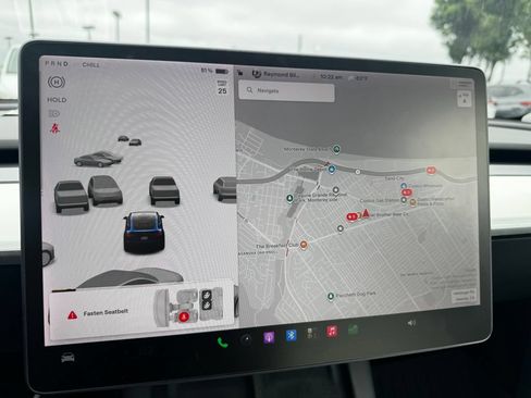 Used 2021 Tesla Model Y Long Range AWD/4WD image 3