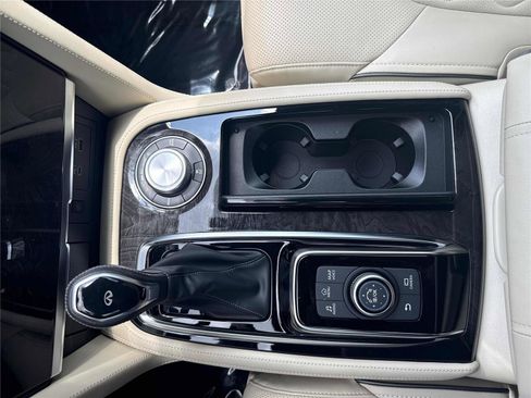 Used 2024 INFINITI QX80 Sensory AWD/4WD image 22