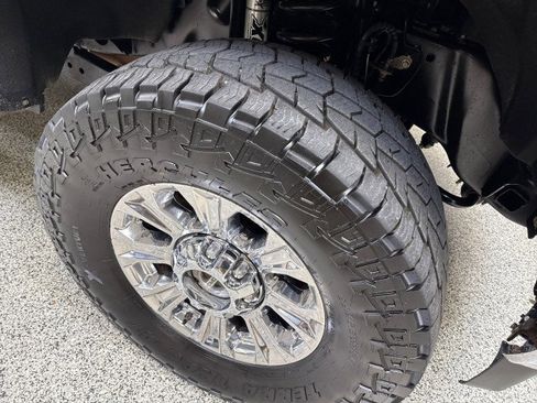 Used 2019 Ford F250 Lariat w/ Lariat Ultimate Package image 74