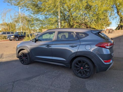 Used 2017 Hyundai Tucson Night image 5