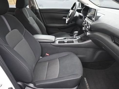 Used 2023 Nissan Sentra SV FWD image 21