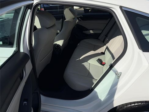 Used 2018 Honda Accord EX-L image 12