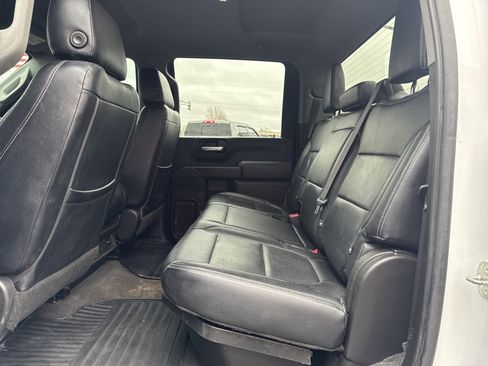 Used 2021 Chevrolet Silverado 2500 Custom w/ Custom Value Package image 30